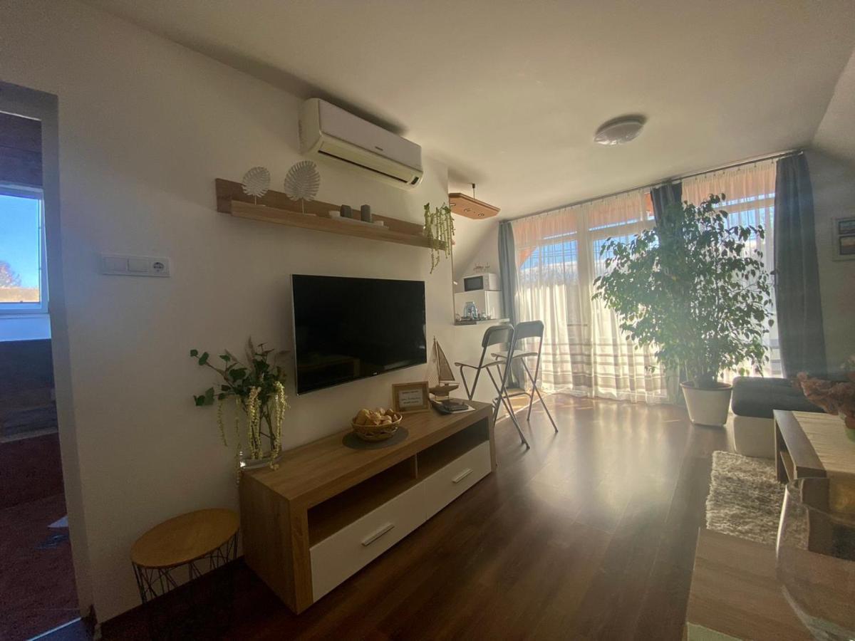 Munkacsy Apartmanok Balatonfenyves Eksteriør bilde