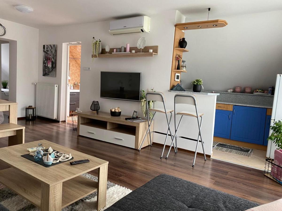 Munkacsy Apartmanok Balatonfenyves Eksteriør bilde