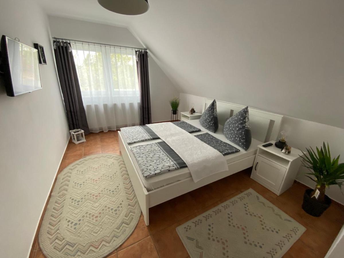 Munkacsy Apartmanok Balatonfenyves Eksteriør bilde